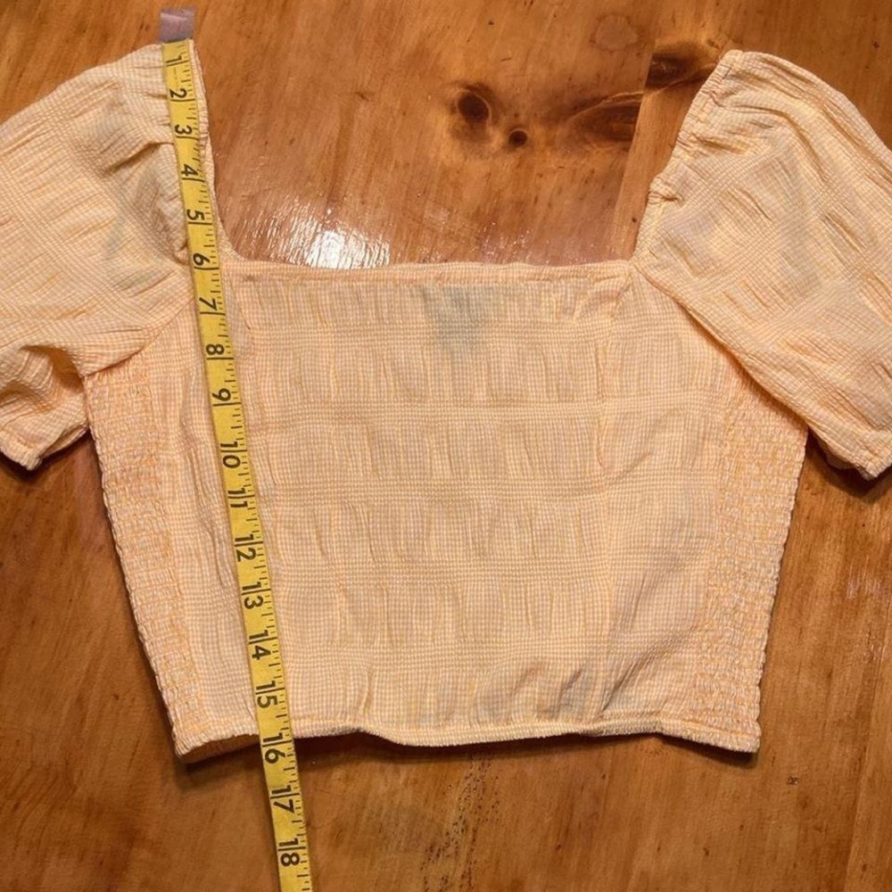 Forever 21 Cottagecore Yellow Gingham Smocked Puff Sleeve Crop Top Honeycore - Picture 4 of 7